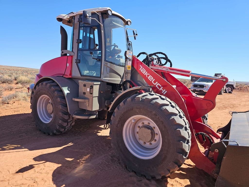 Takeuchi 1.4 Yard Front End Loader
