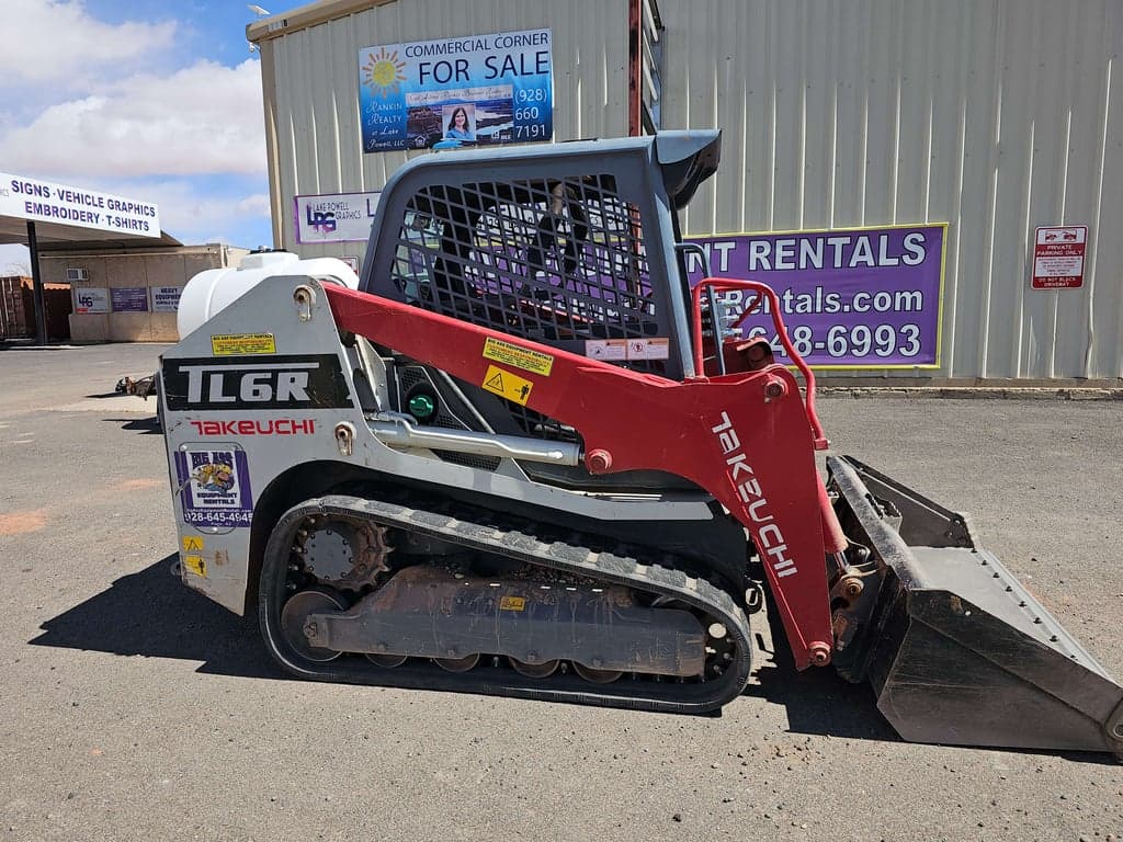 Takeuchi TL6 w/67" Bucket Takeuchi TL6 w/67" Bucket