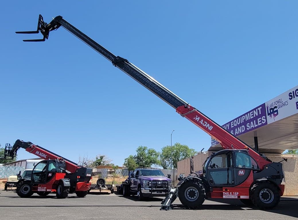 Magni 12k 48' Telehandler