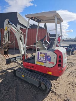 Takeuchi TB216 5k Mini Ex w/Thumb Takeuchi TB216 5k Mini Ex w/Thumb