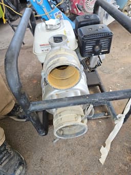 4" Water Pump 3/4" solids 24,000 gallons per hour Honda Engine 4" Water Pump 3/4" solids 24,000 gallons per hour Honda Engine