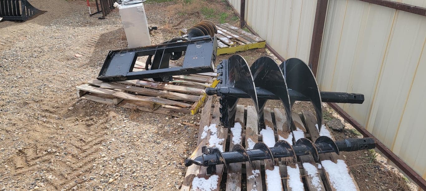 Trackloader  Auger Drive 2" Hex, 8" 9" rock, 12" , 12" Rock and 24" bits available Trackloader  Auger Drive 2" Hex, 8" 9" rock, 12" , 12" Rock and 24" bits available